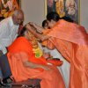 Ma being welcomed at Chinmaya Mission-LA